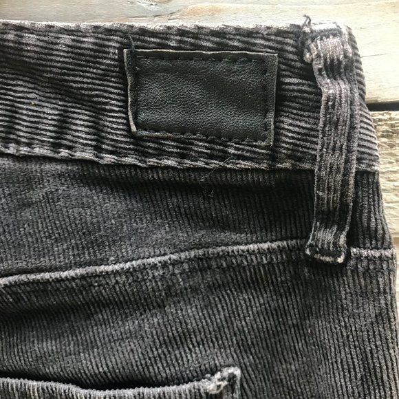 BDG BLACK CORDUROY SIZE 26 - Picture 6 of 6